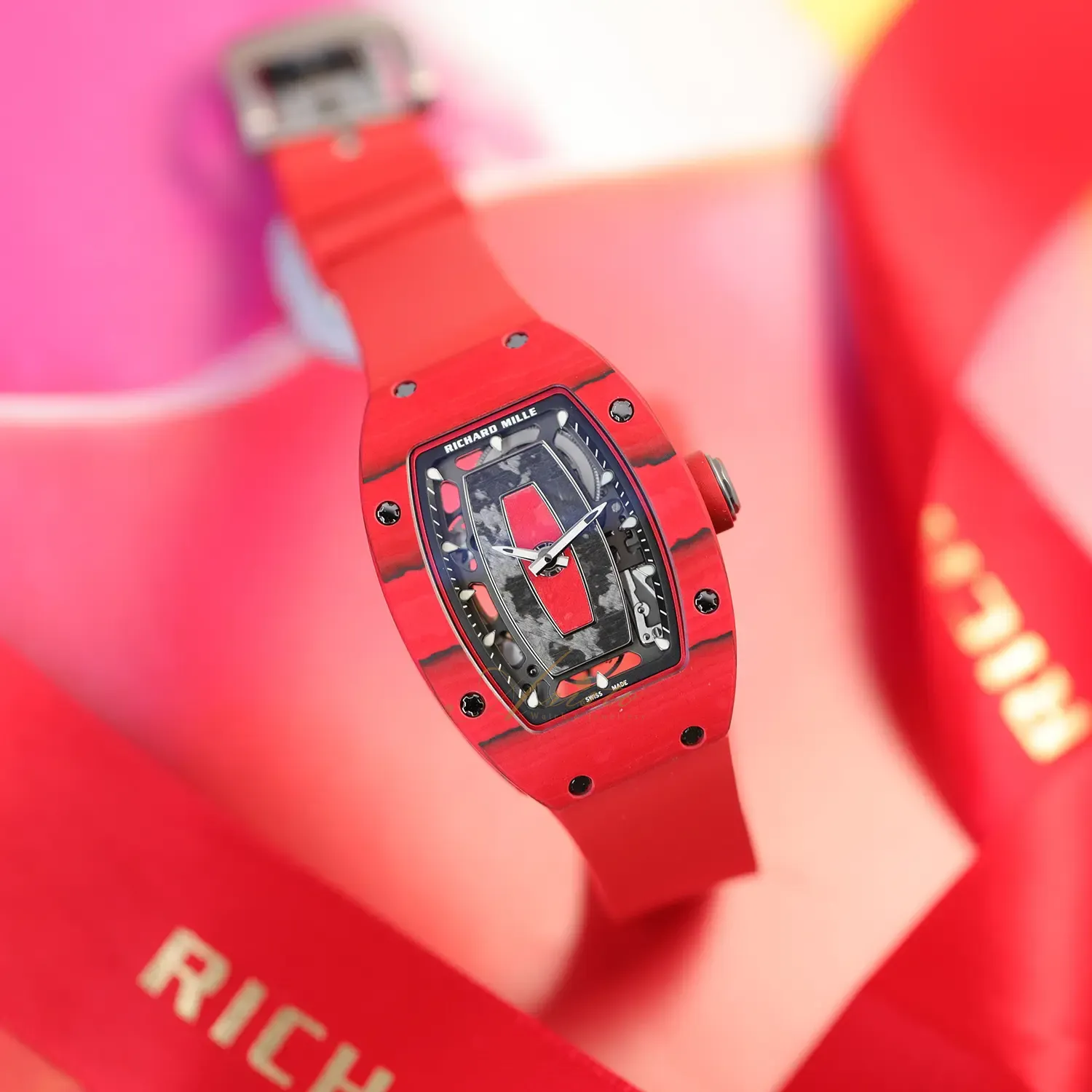 RM07-01 Racing Red image 7