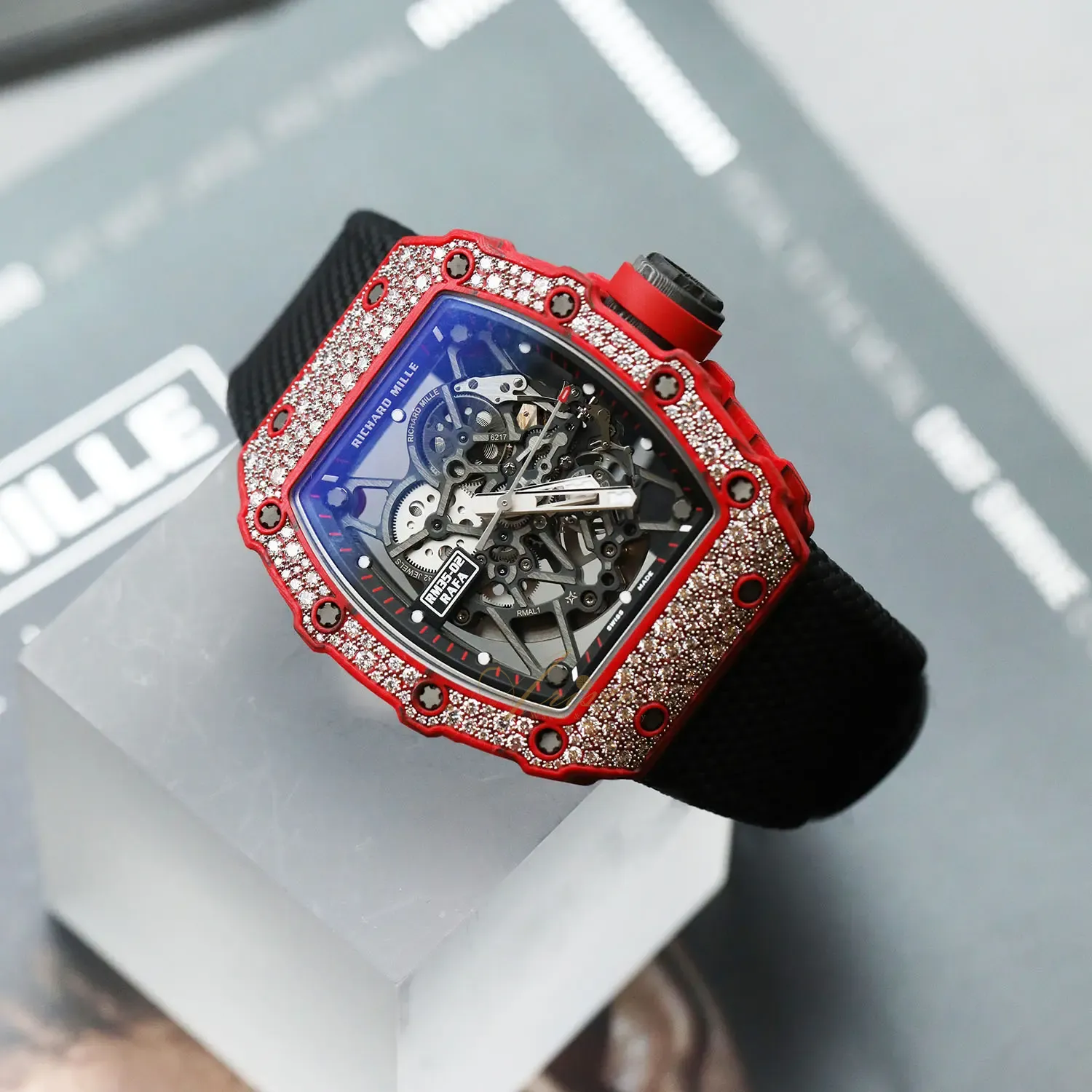 RM35-02 Red Carbon TPT Snow Setting image 5