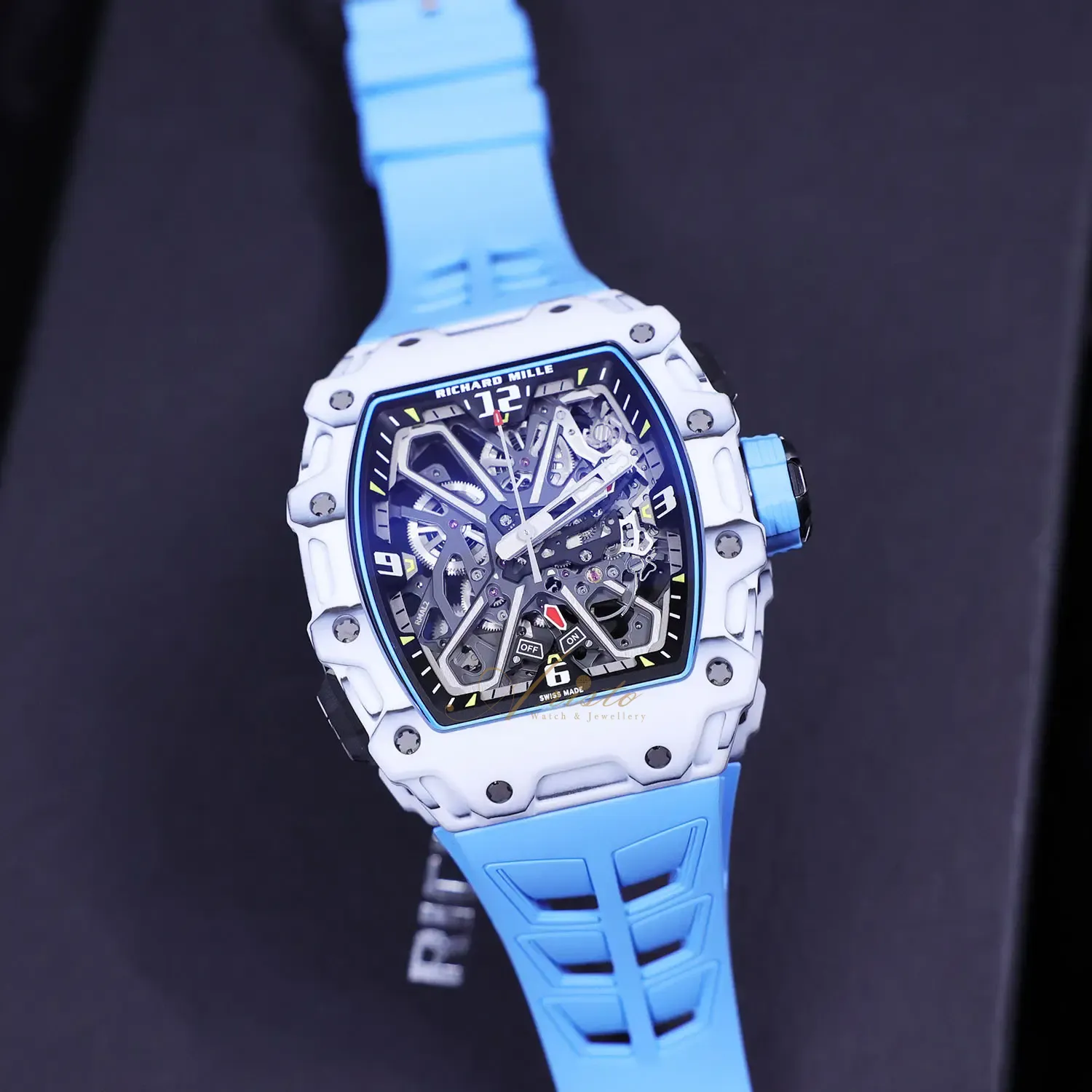 RM35-03 White Quartz TPT image 6