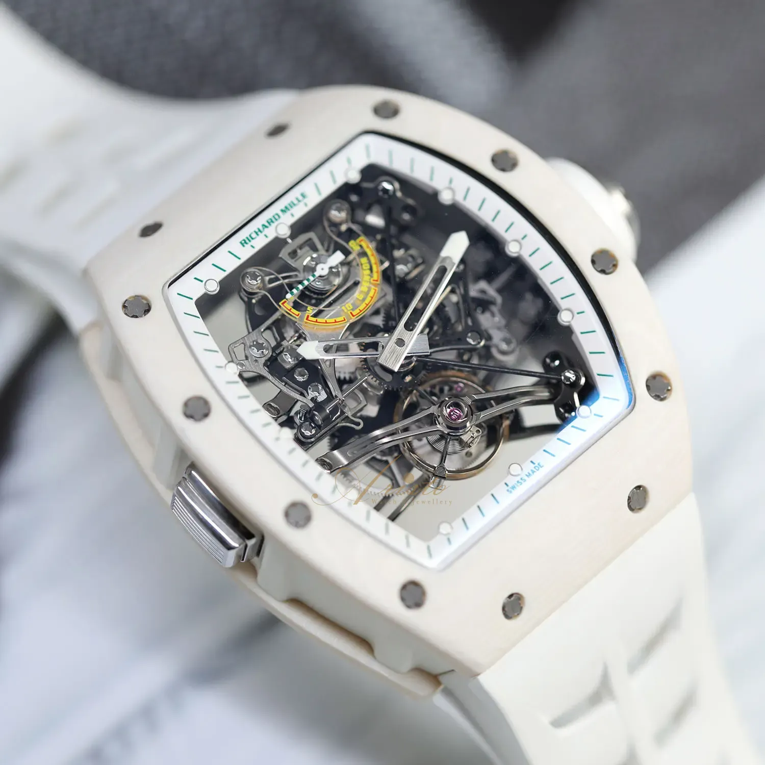 RM38-01 White Carbon TPT image 7